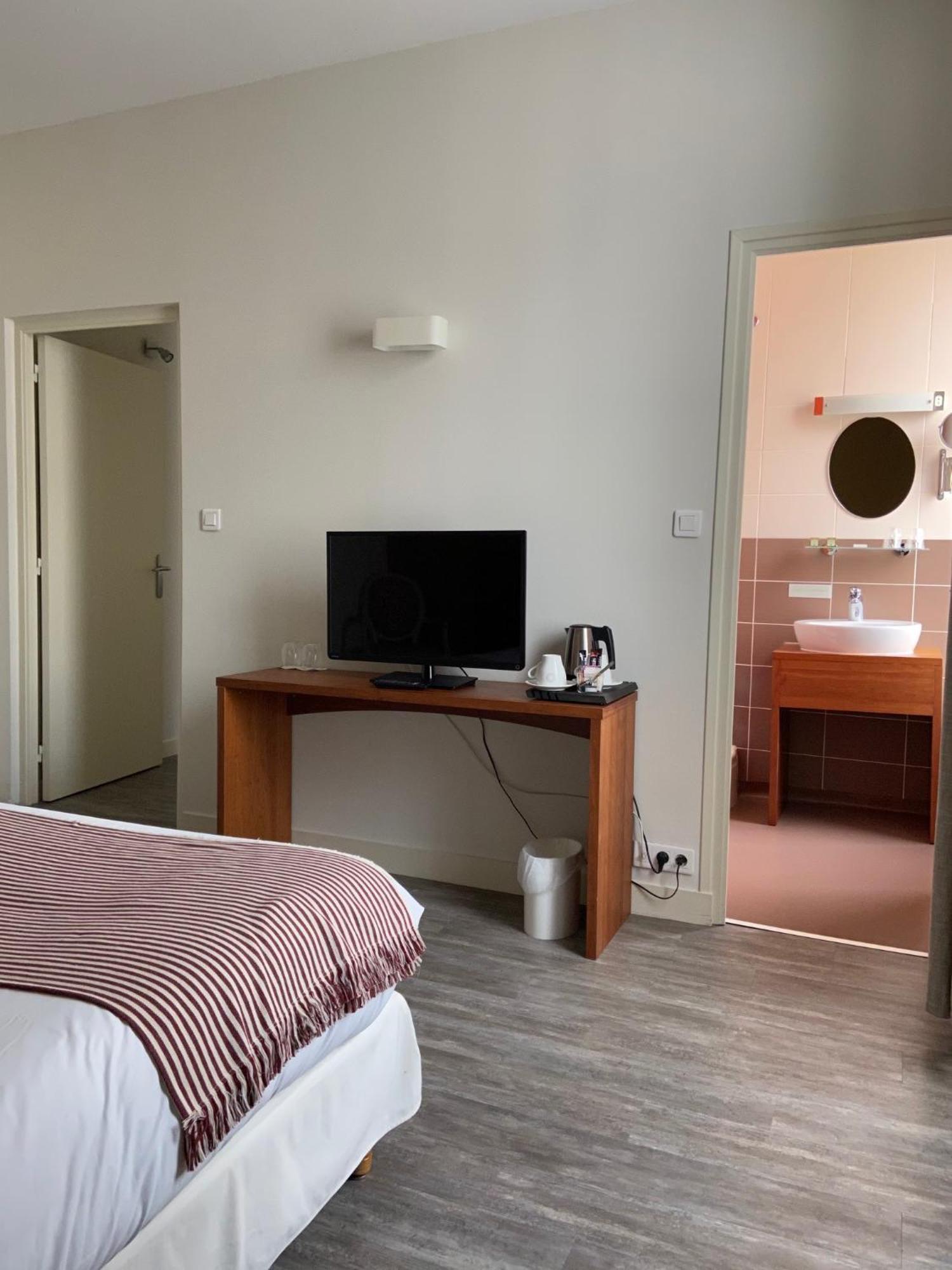 Hotel De France - Restaurant L'Insolite Douarnenez Room photo